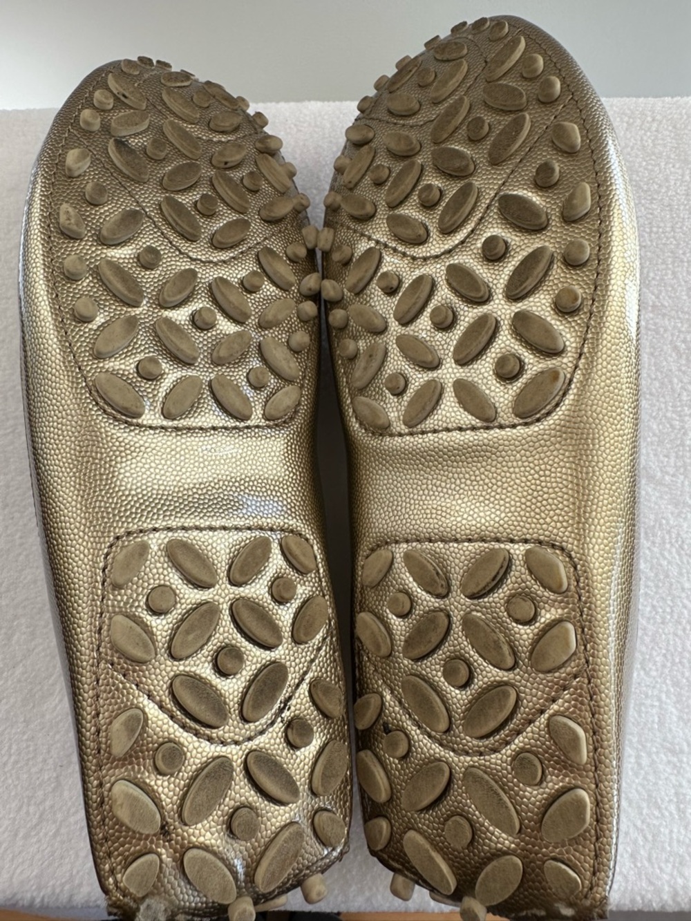 Salvatore Ferragamo Metallic Gold Gancini Leather Loafers - Picture 3 of 5